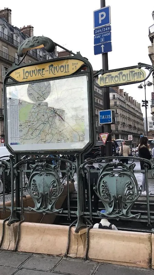 **  Hotel Flor Rivoli Paris France